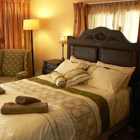 Waterfront Guest House Carolina Bagian luar foto