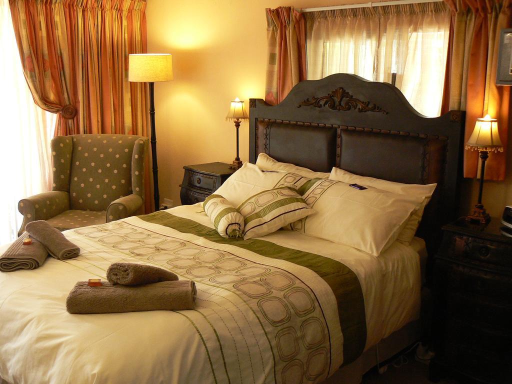 Waterfront Guest House Carolina Bagian luar foto