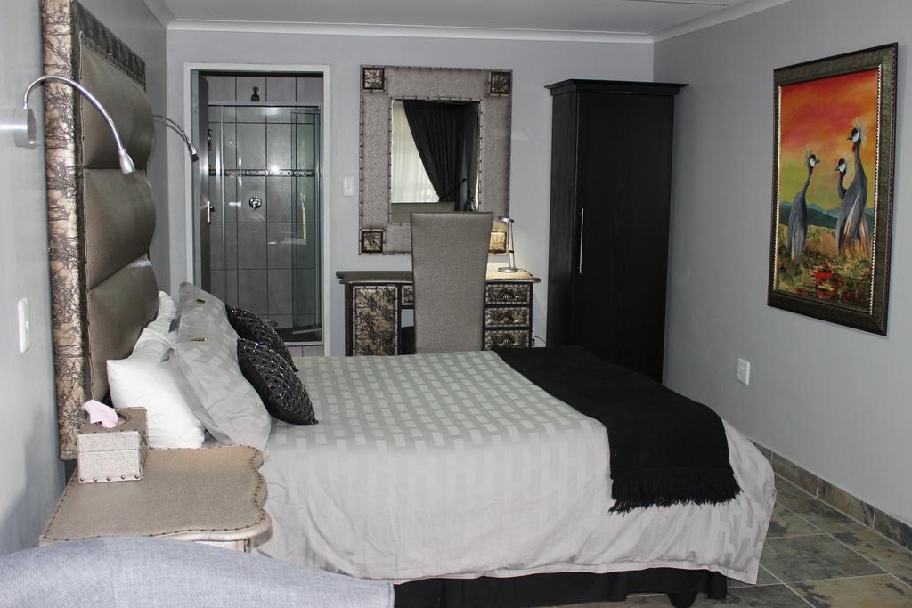 Waterfront Guest House Carolina Bagian luar foto